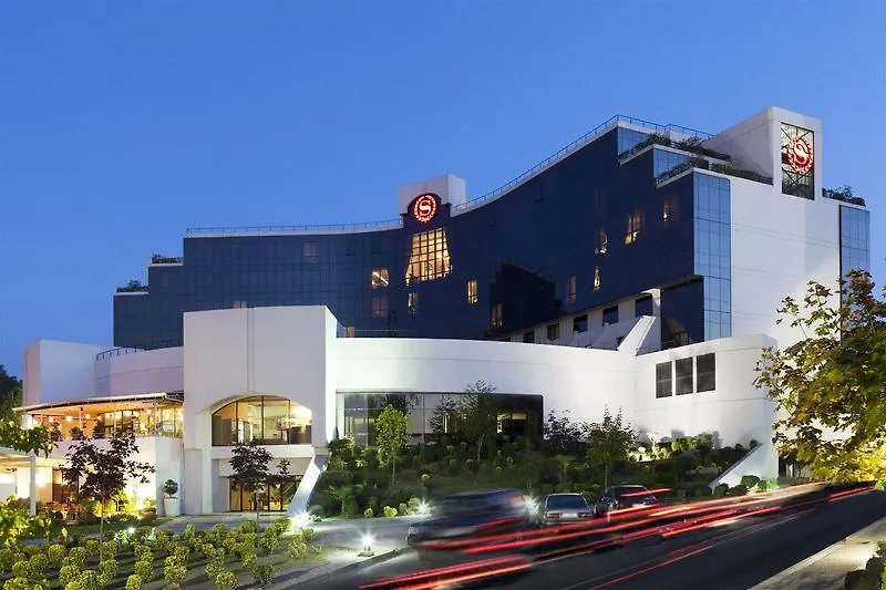 Mak Albania Hotel Τίρανα